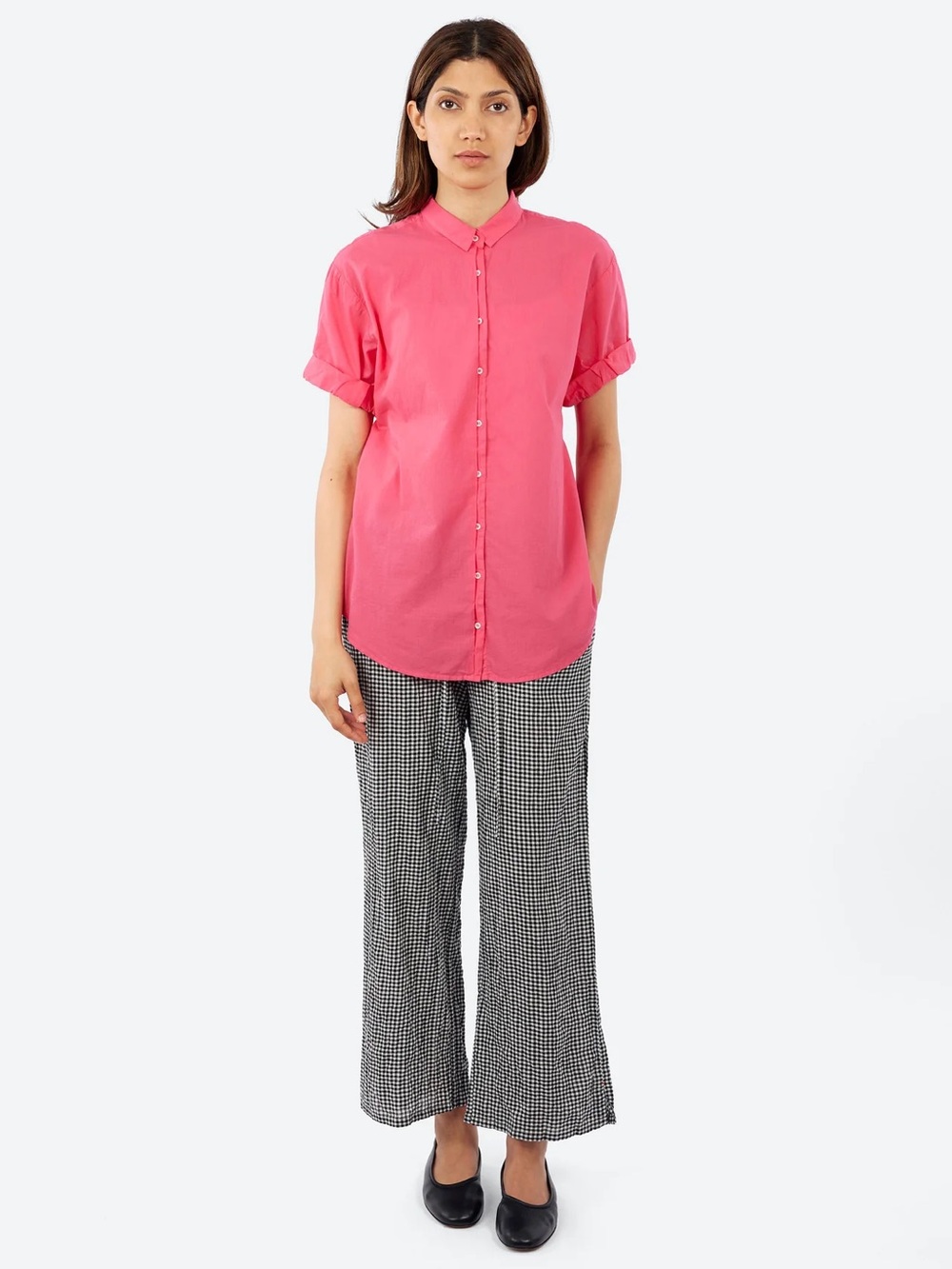 XiRENA Channing Women's Short-Sleeve Button-Front Shirt Fuchsia - Picture 2 of 11
